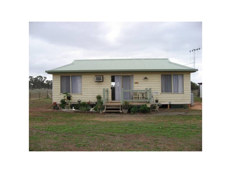 1 Sheppards Lane, Neilborough VIC 3570