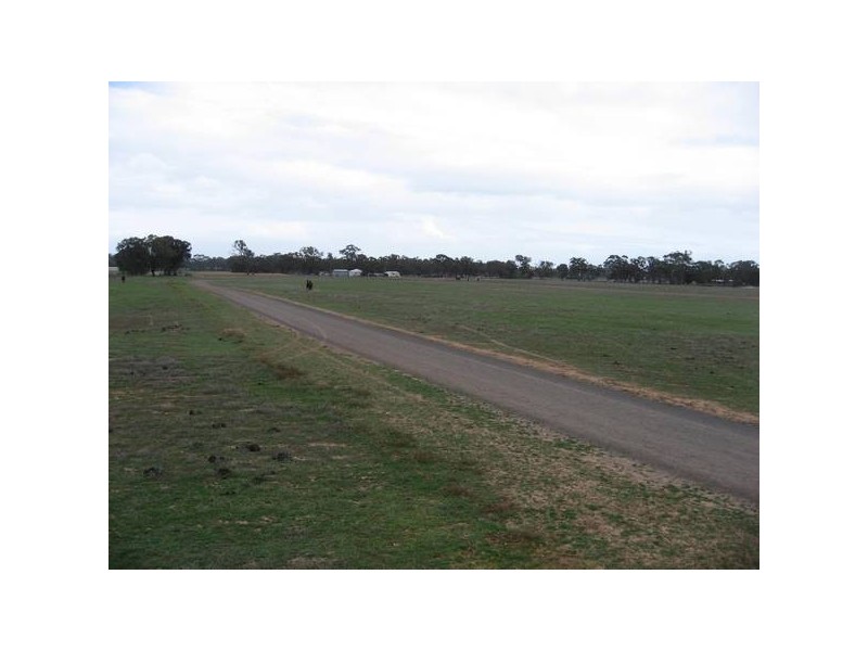 1 Sheppards Lane, Neilborough VIC 3570