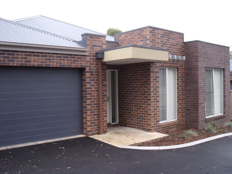 4/58 Marnie Road, Strathdale VIC 3550