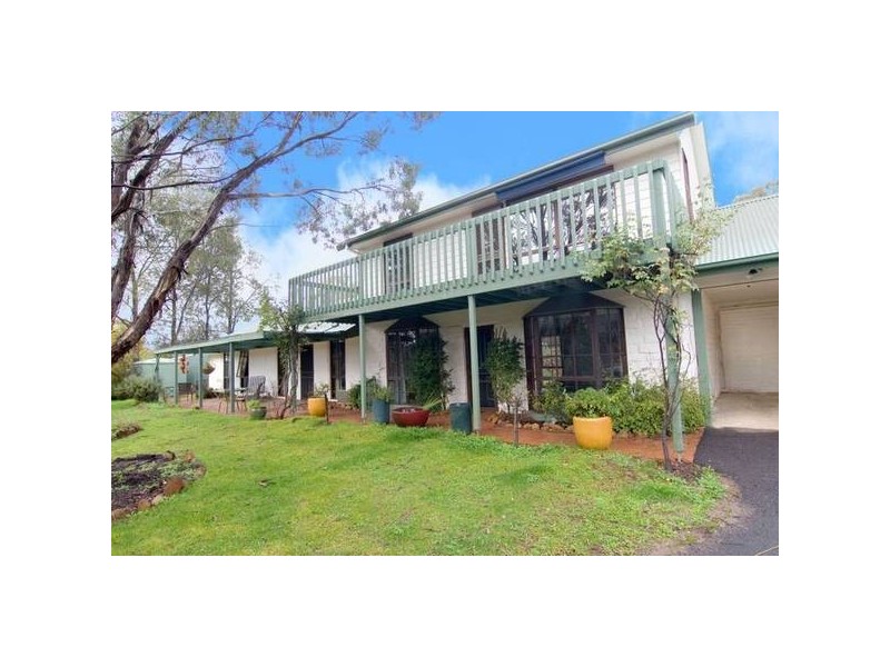 213 Holidays Road, Mandurang VIC 3551