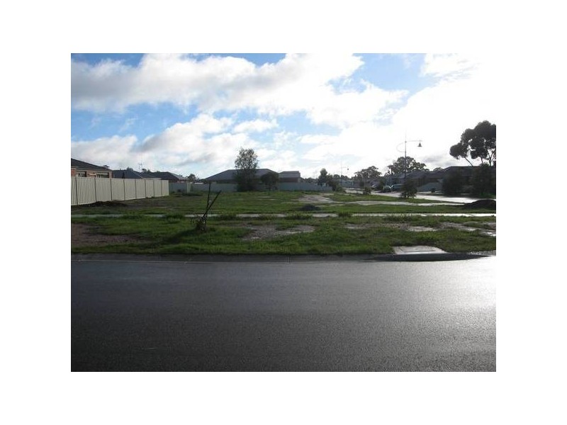 33 Botanical Drive, Epsom VIC 3551