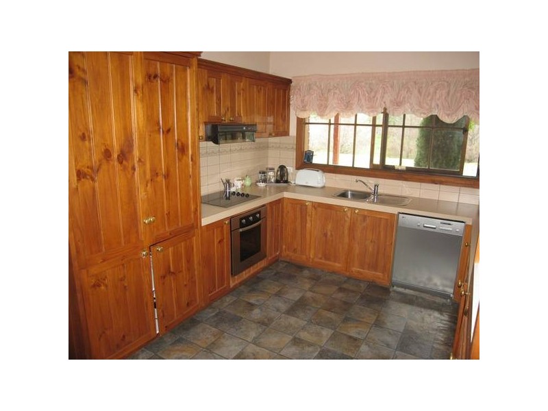 31 Somerset Park Road, Junortoun VIC 3551