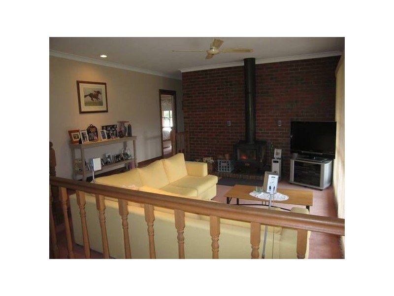 31 Somerset Park Road, Junortoun VIC 3551