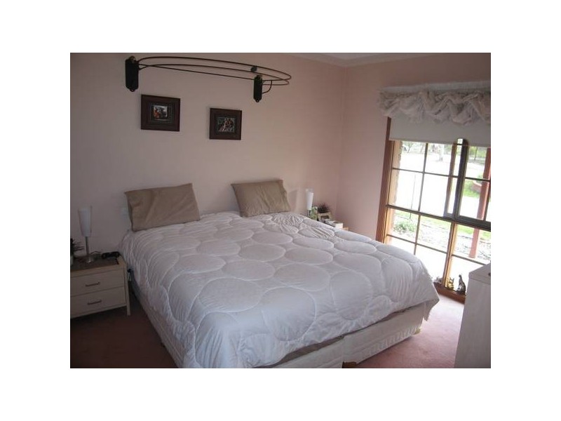 31 Somerset Park Road, Junortoun VIC 3551