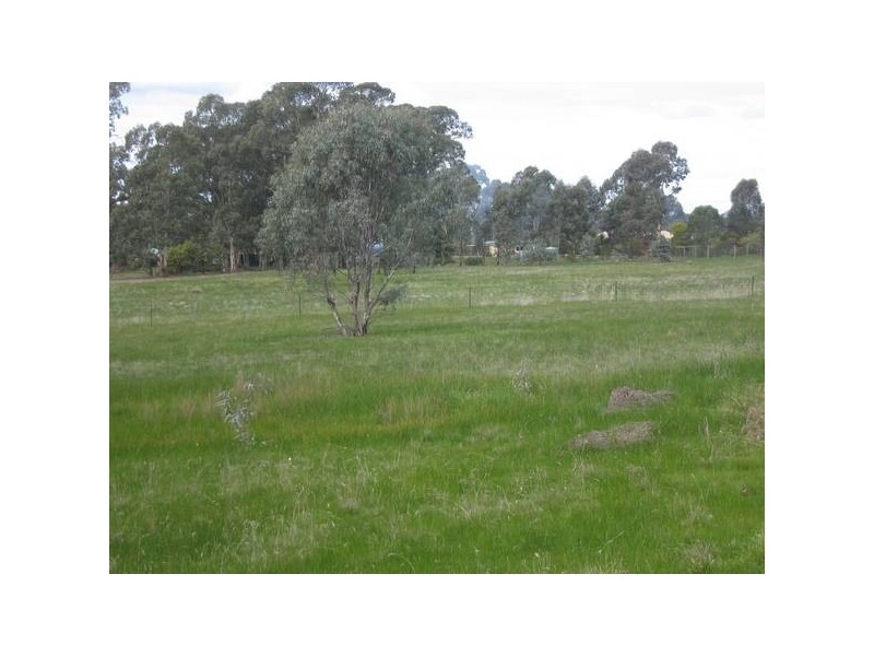 31 Somerset Park Road, Junortoun VIC 3551