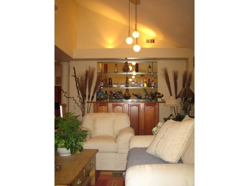 4 Kronk Street, Golden Square VIC 3555