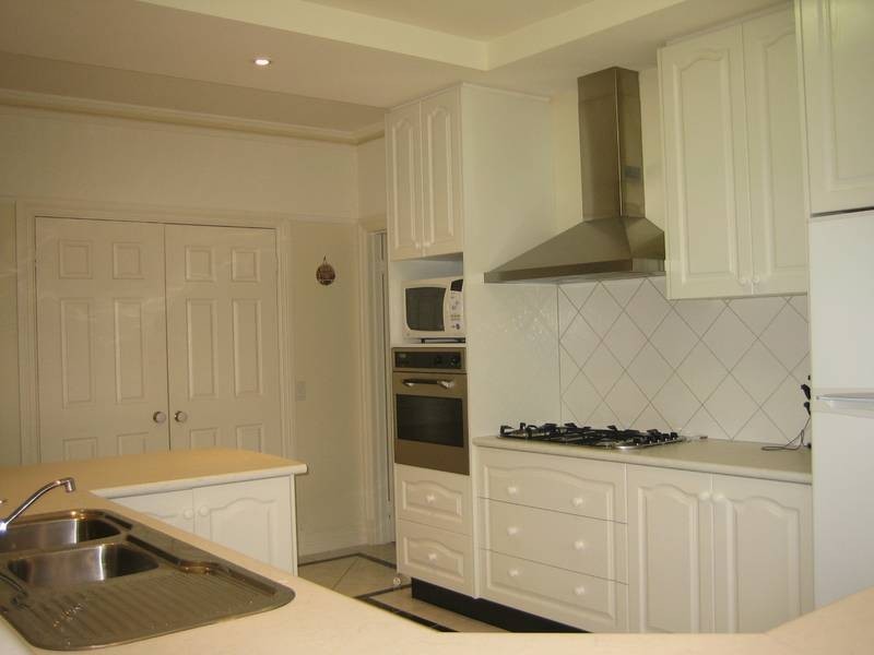 4 Kronk Street, Golden Square VIC 3555