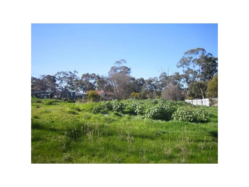 21 Short Street, Kangaroo Flat VIC 3555