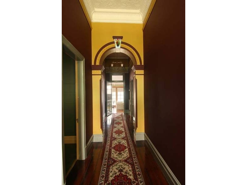 10 Russell St, Quarry Hill VIC 3550