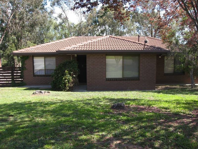 14 Palm Avenue, Spring Gully VIC 3550