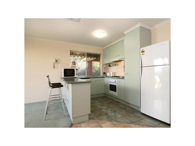 44 Palm Ave, Spring Gully VIC 3550