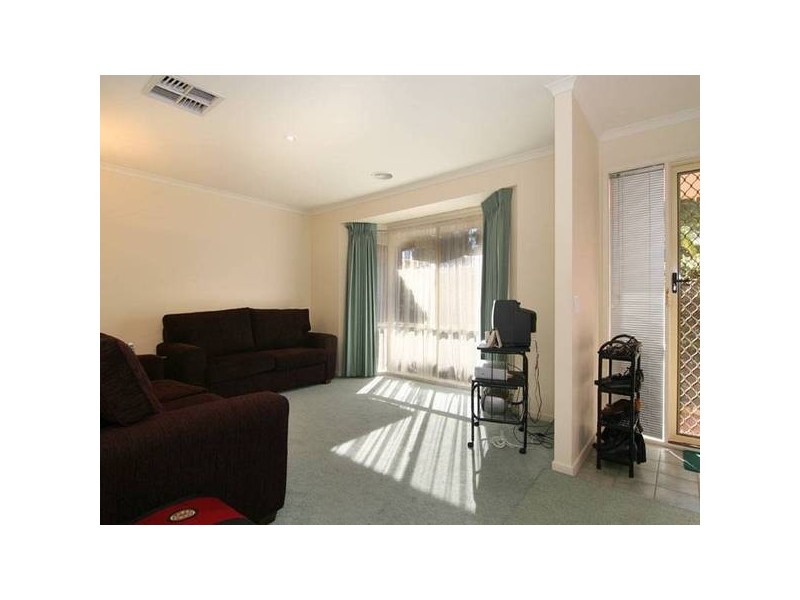 44 Palm Ave, Spring Gully VIC 3550
