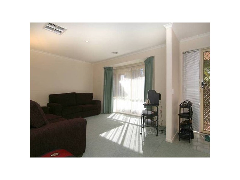 44 Palm Ave, Spring Gully VIC 3550