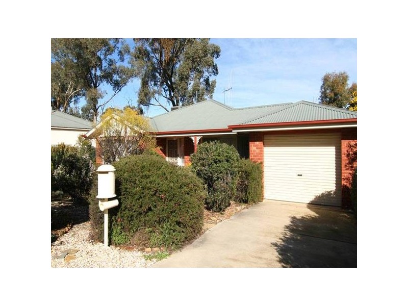 44 Palm Ave, Spring Gully VIC 3550