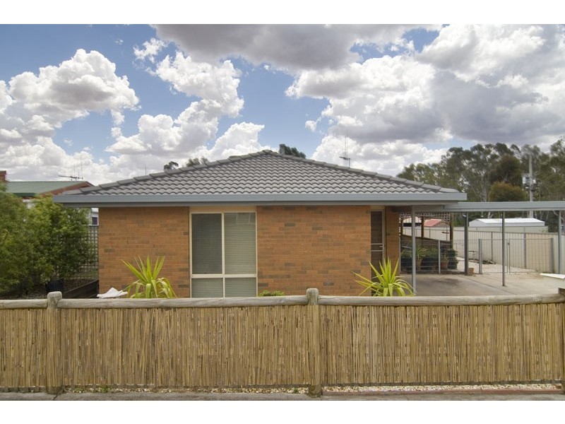 13 Pearce Street, California Gully VIC 3556