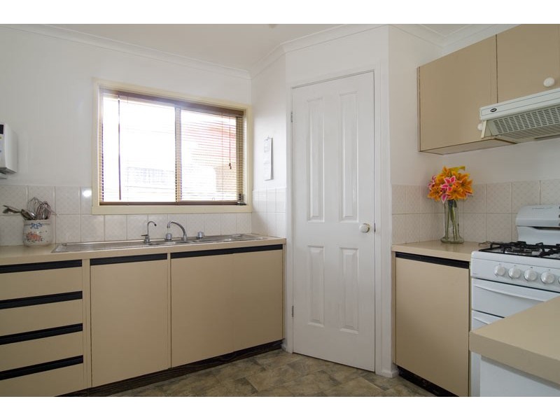 13 Pearce Street, California Gully VIC 3556