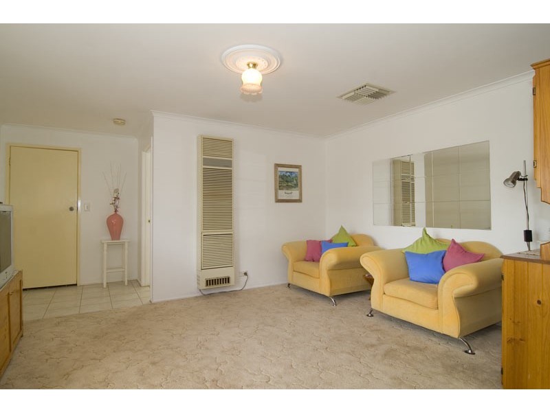 13 Pearce Street, California Gully VIC 3556