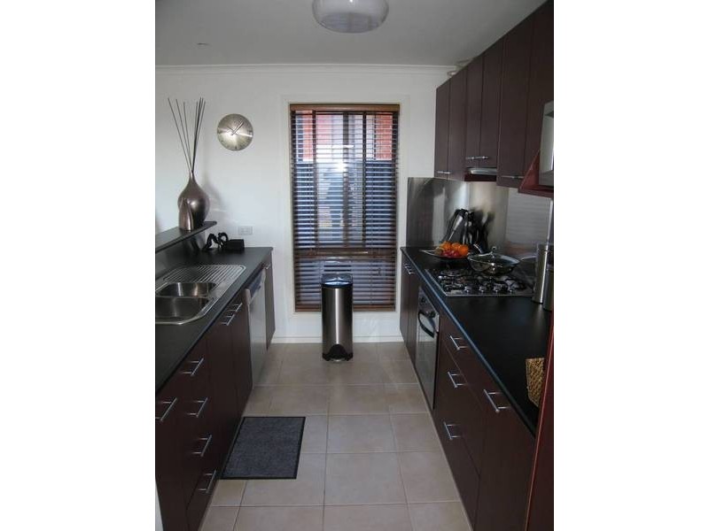 27 Youlden Street, California Gully VIC 3556