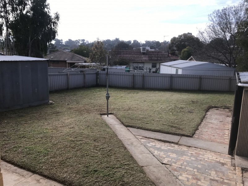 40 Lowndes Street, Kennington VIC 3550