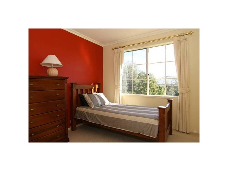 24 Annabell Court, Spring Gully VIC 3550