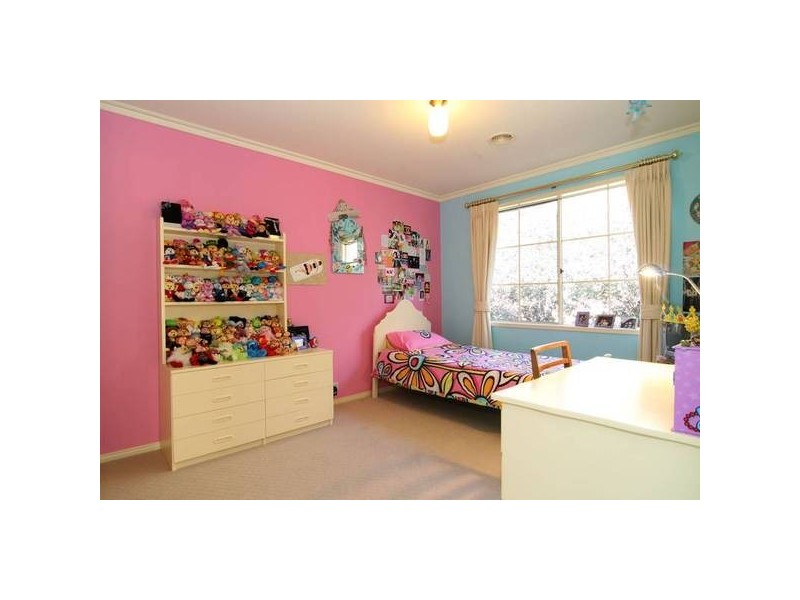 24 Annabell Court, Spring Gully VIC 3550