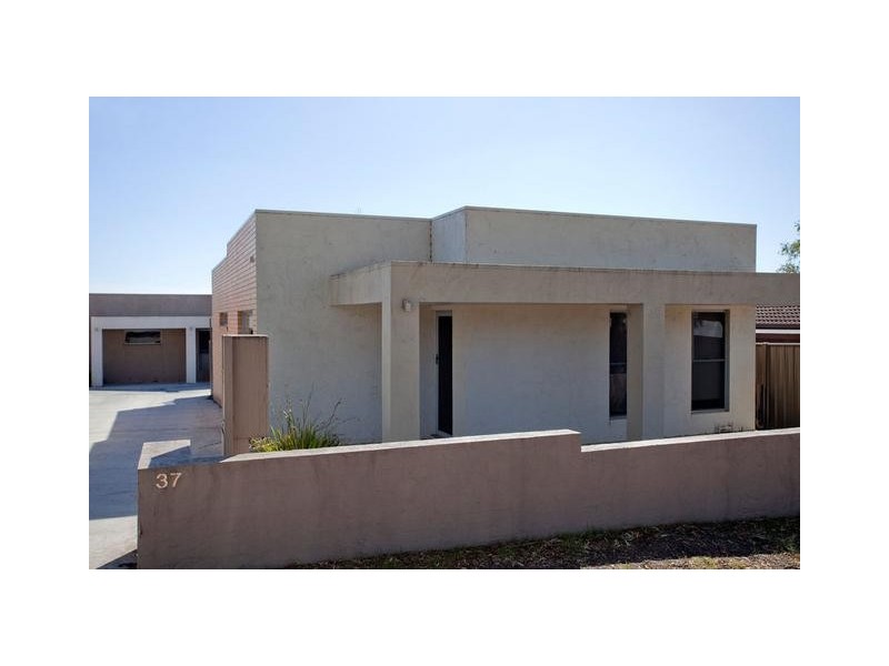 3/37 Day Street, East Bendigo VIC 3550