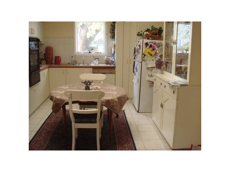 16 Philpot Street, Long Gully VIC 3550