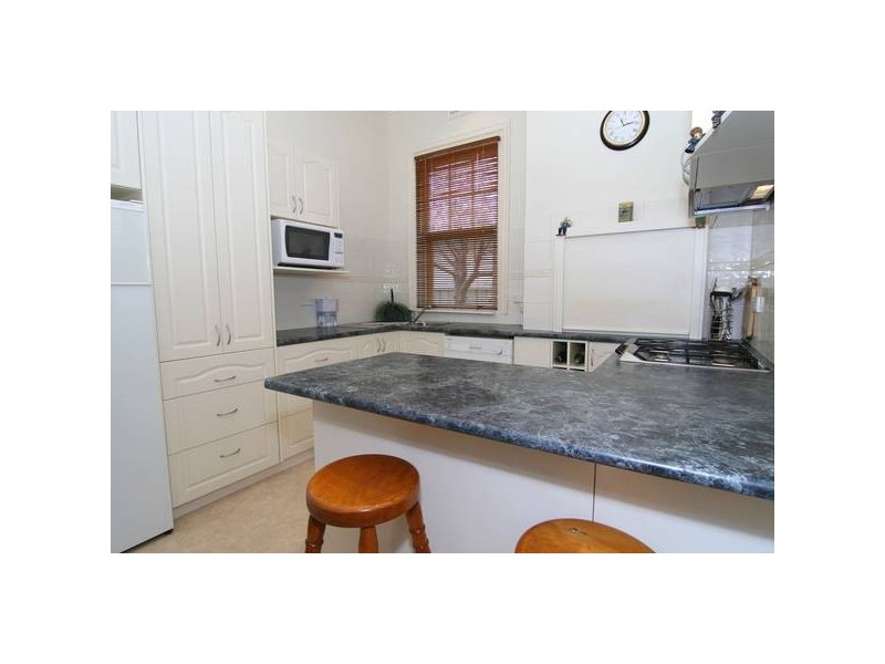 7 Rowcliffe Street, Quarry Hill VIC 3550