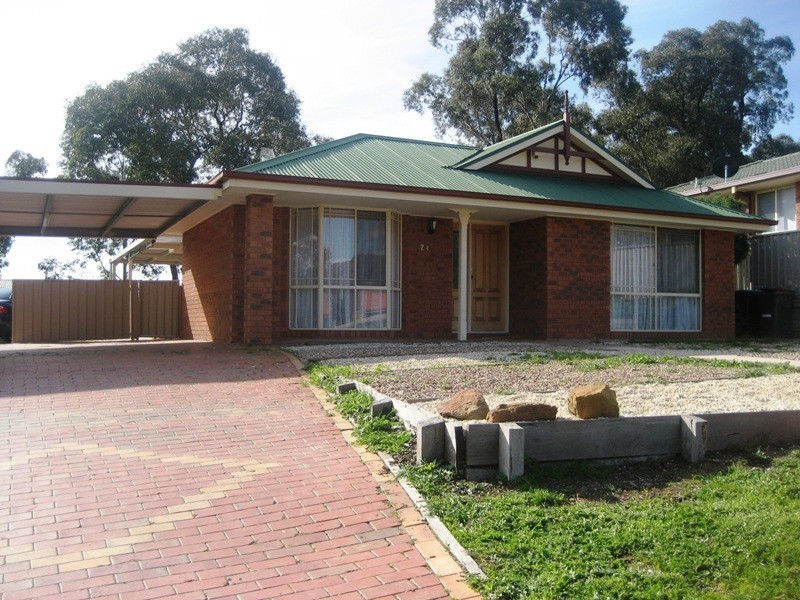 24 Sherwood Drive, Flora Hill VIC 3550