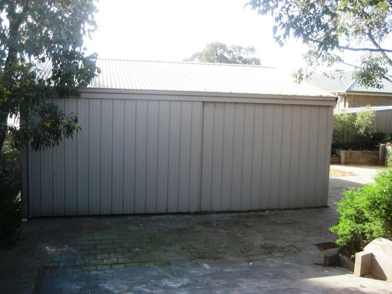 24 Sherwood Drive, Flora Hill VIC 3550