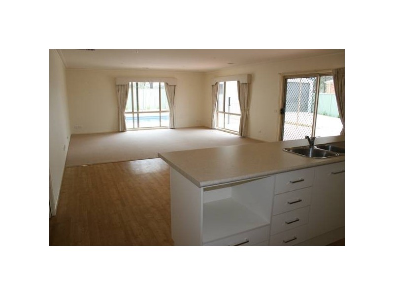 7 Aberdeen Drive, Junortoun VIC 3551