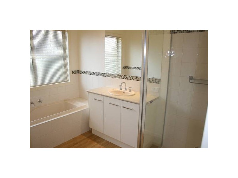 7 Aberdeen Drive, Junortoun VIC 3551