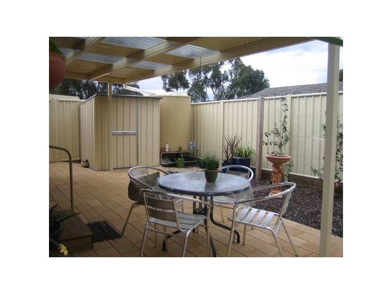 2/9A Panton Street, Eaglehawk VIC 3556