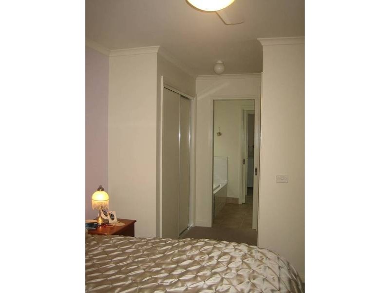 2/9A Panton Street, Eaglehawk VIC 3556