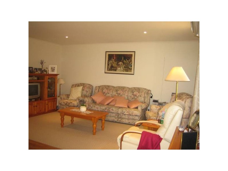 2/9A Panton Street, Eaglehawk VIC 3556