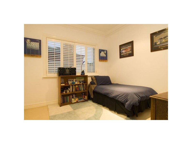 27 Chelsea Boulevard, Strathdale VIC 3550