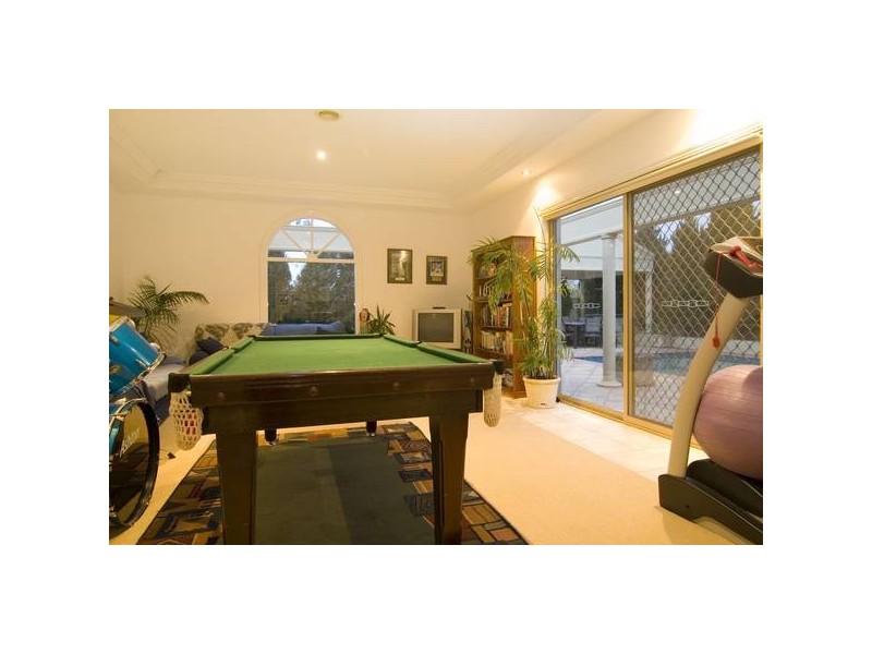 27 Chelsea Boulevard, Strathdale VIC 3550