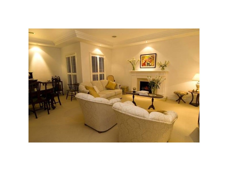 27 Chelsea Boulevard, Strathdale VIC 3550