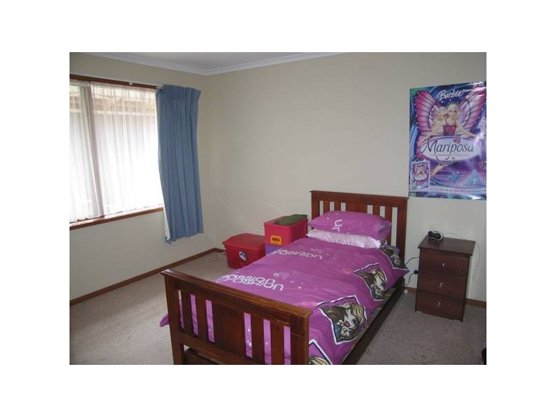 3 Summit Drive, Kennington VIC 3550