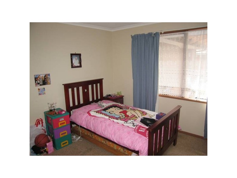 3 Summit Drive, Kennington VIC 3550