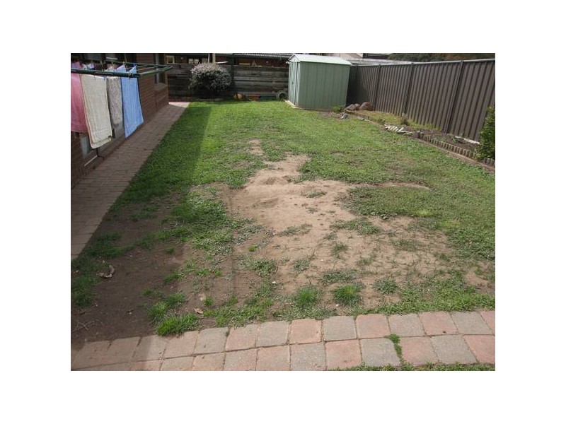 3 Summit Drive, Kennington VIC 3550