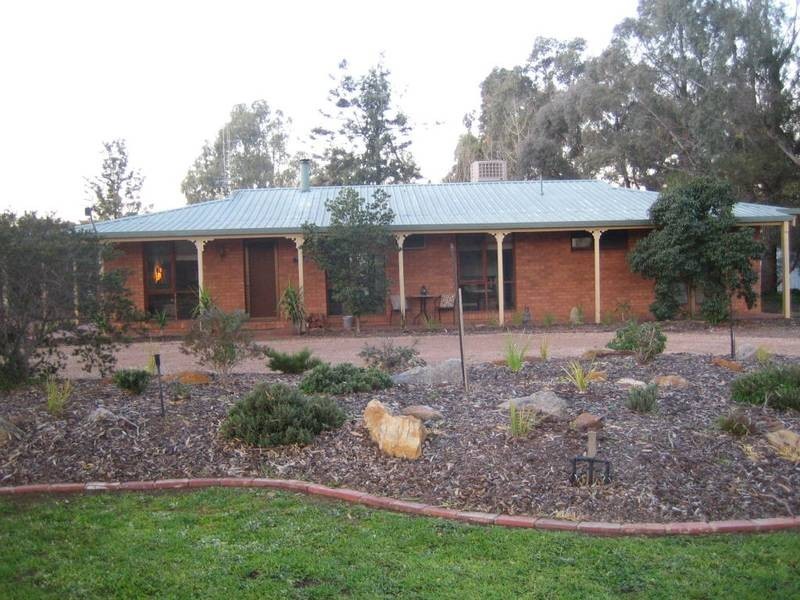 253 Guys Hill Road, Strathfieldsaye VIC 3551