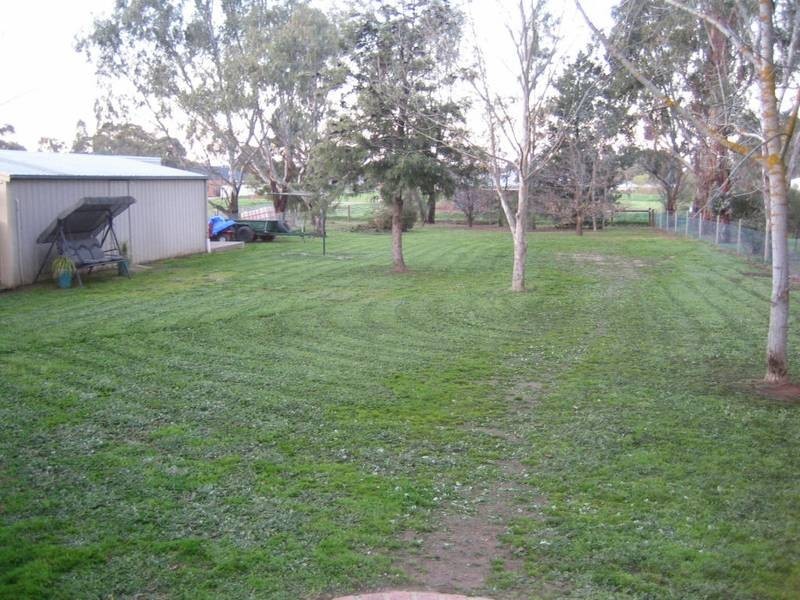 253 Guys Hill Road, Strathfieldsaye VIC 3551