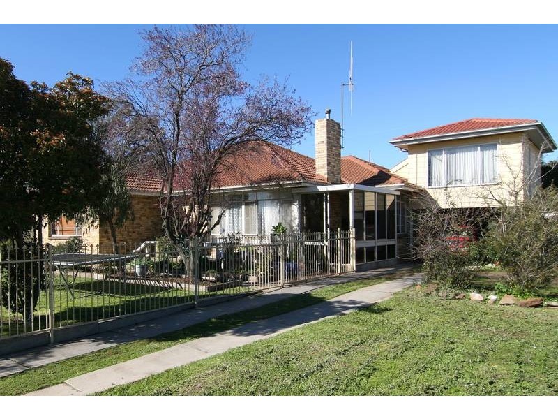 66 – 68 Hattam St, Golden Square VIC 3555