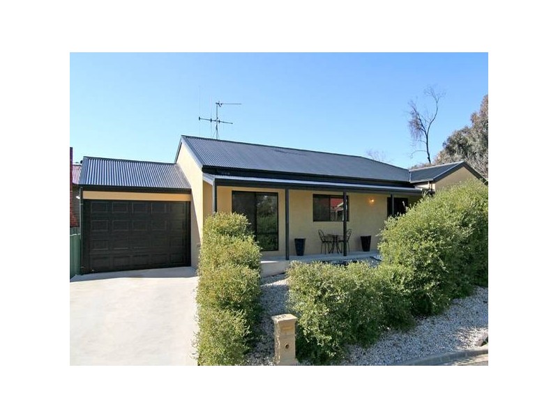 1A Doyle Crescent, Spring Gully VIC 3550