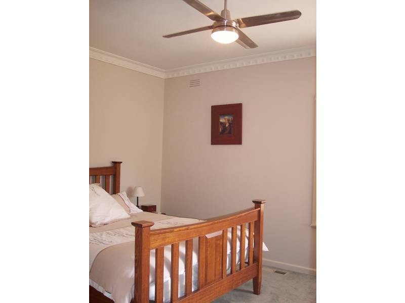 122 Havlin Street West, Quarry Hill VIC 3550