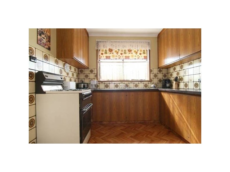 24 McClure Street, Bendigo VIC 3550