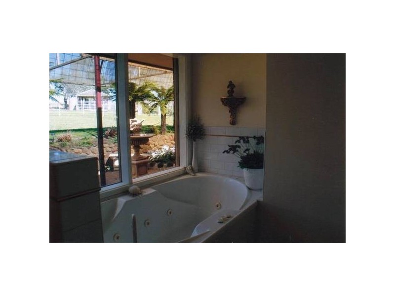 43 Wingrave Road, Lockwood South VIC 3551