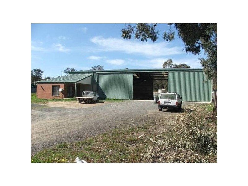 118 Hattam Street, Golden Gully VIC 3555