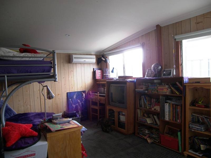 16 MacDougall Road, Golden Square VIC 3555